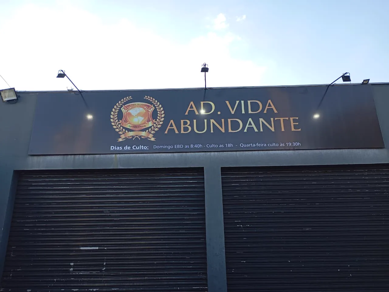 Projeto de comunicação visual produzido pela W.Art para AD. Vida Abundante